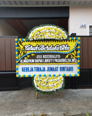 Papan Bunga Duka di Sarakan